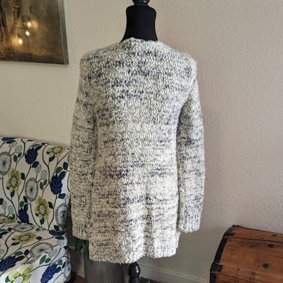 Madison Lilly Chunky Knit Cardigan | Grey & White | Size S - Picture 2 of 10